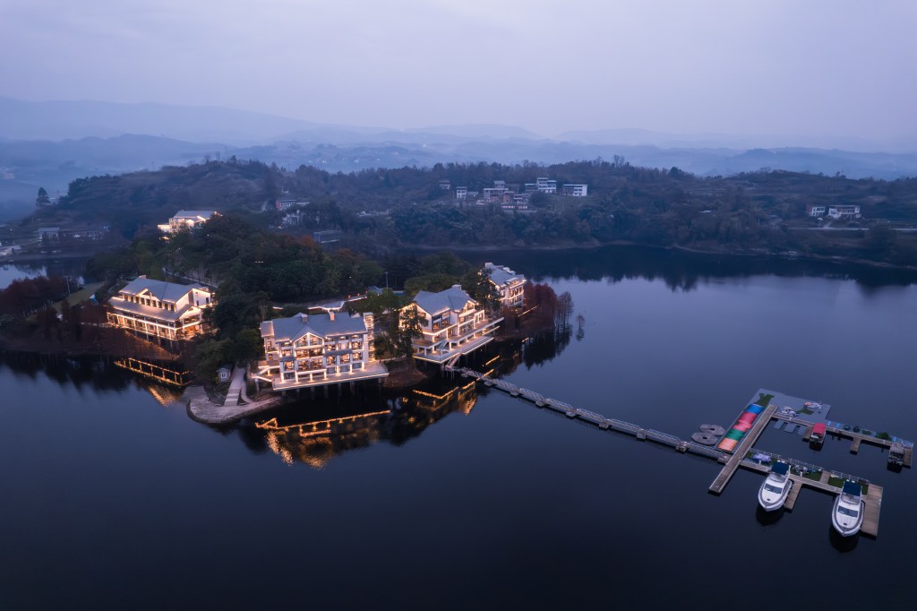 Hampton by Hilton Chongqing Changshou Lake - Aerial