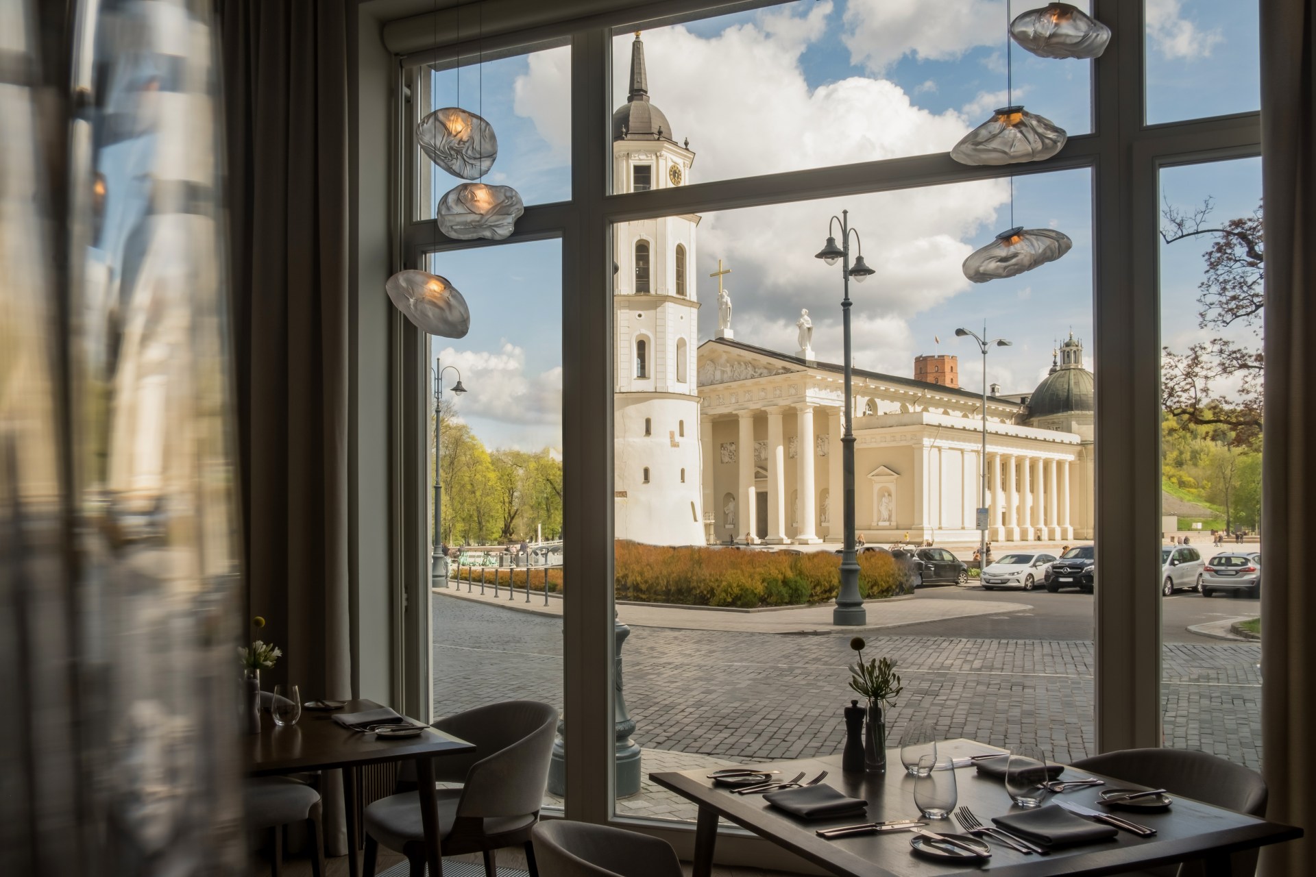 Grand Hotel Vilnius, Curio Collection by Hilton - Restaurant Telegrafas - View