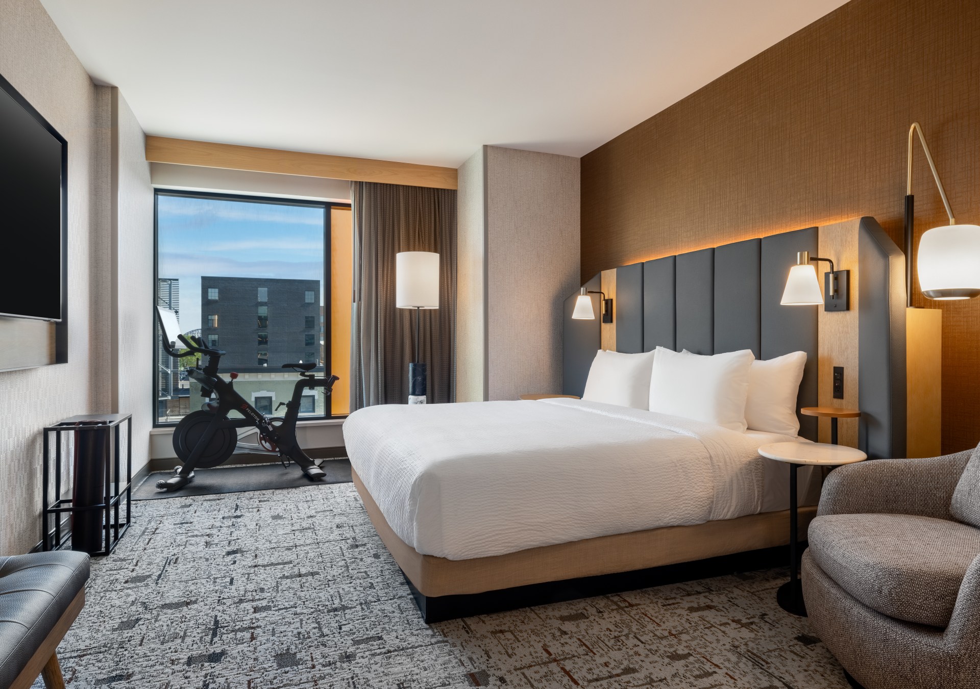 Tempo by Hilton Louisville Downtown NuLu - 1 King Bed Guest Room with Peloton Bike