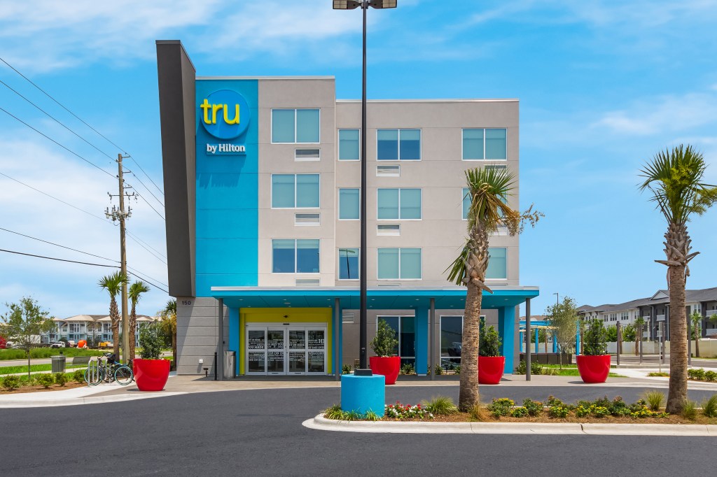 Tru by Hilton Destin