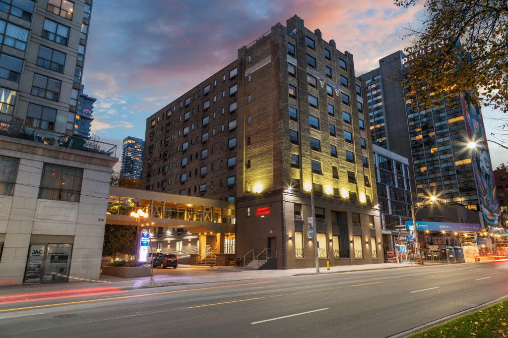 Hampton Toronto Downtown Exterior Street View at night