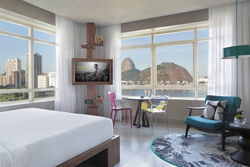 Yoo2 Rio de Janeiro, Tapestry Collection by Hilton - Suite