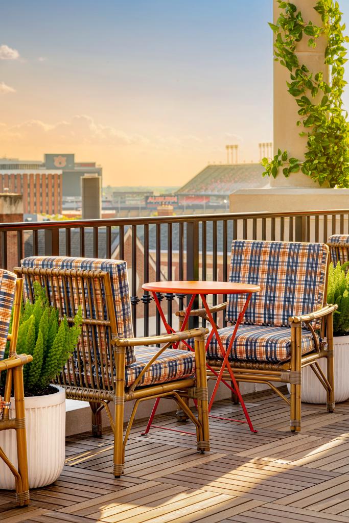 Graduate by Hilton Auburn, AL - War Eagle Supper Club - Rooftop Seating overlooking Auburn University campus