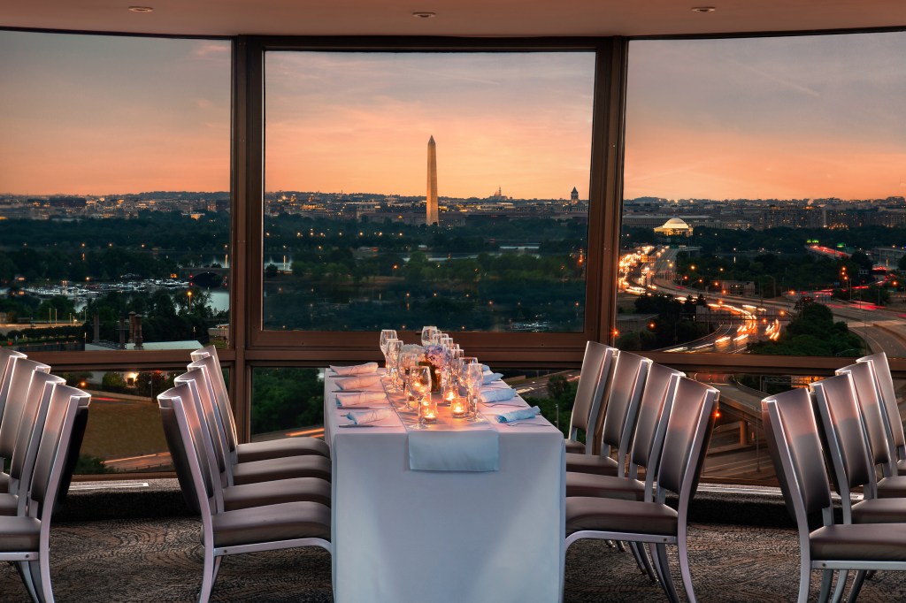 DoubleTree by Hilton Washington DC, Crystal City, Skydome Dusk View, sunset, dining area, candle lit, dinner with a view, dining set
