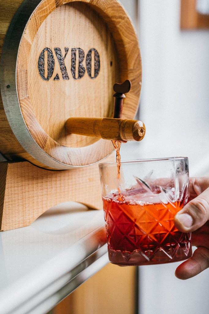 Hilton Vienna Waterfront - OXBO Negroni