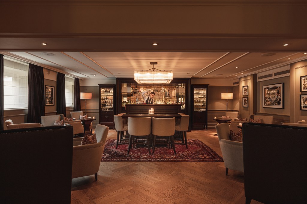 Waldorf Astoria Amsterdam - Vault Bar