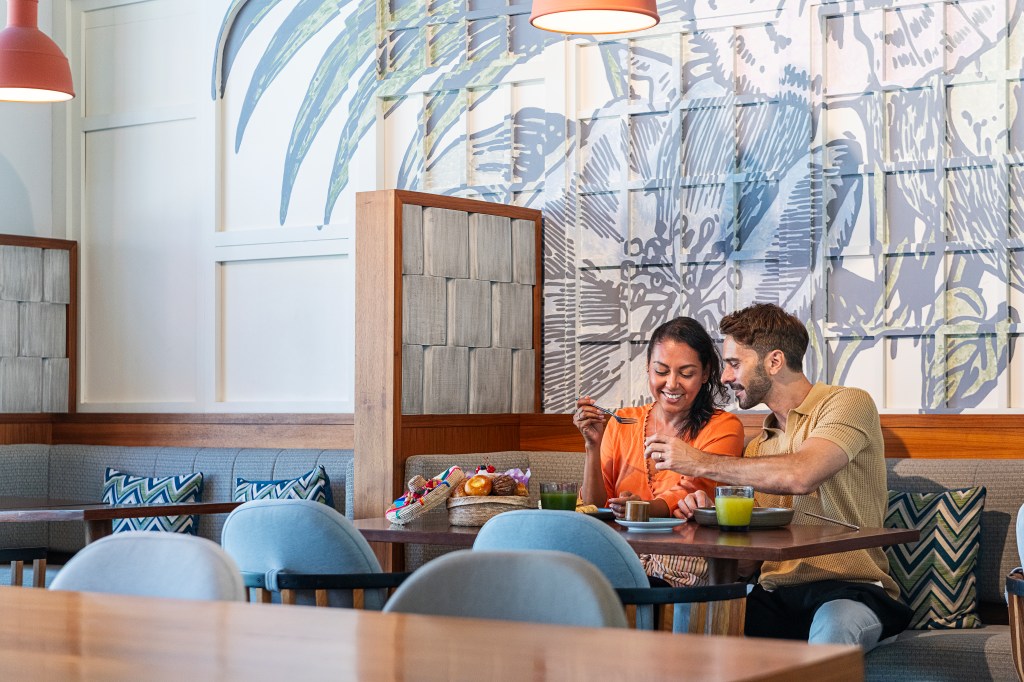 Canopy by Hilton Cancun La Isla - Azulinda Café & Bar