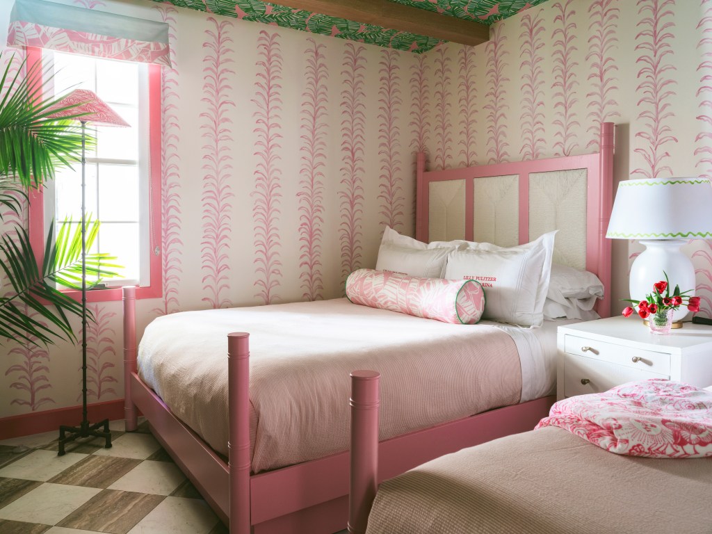 Casa Marina Key West, Curio Collection by Hilton - Double Queen “Stay Like Lilly” Suite - Bedroom