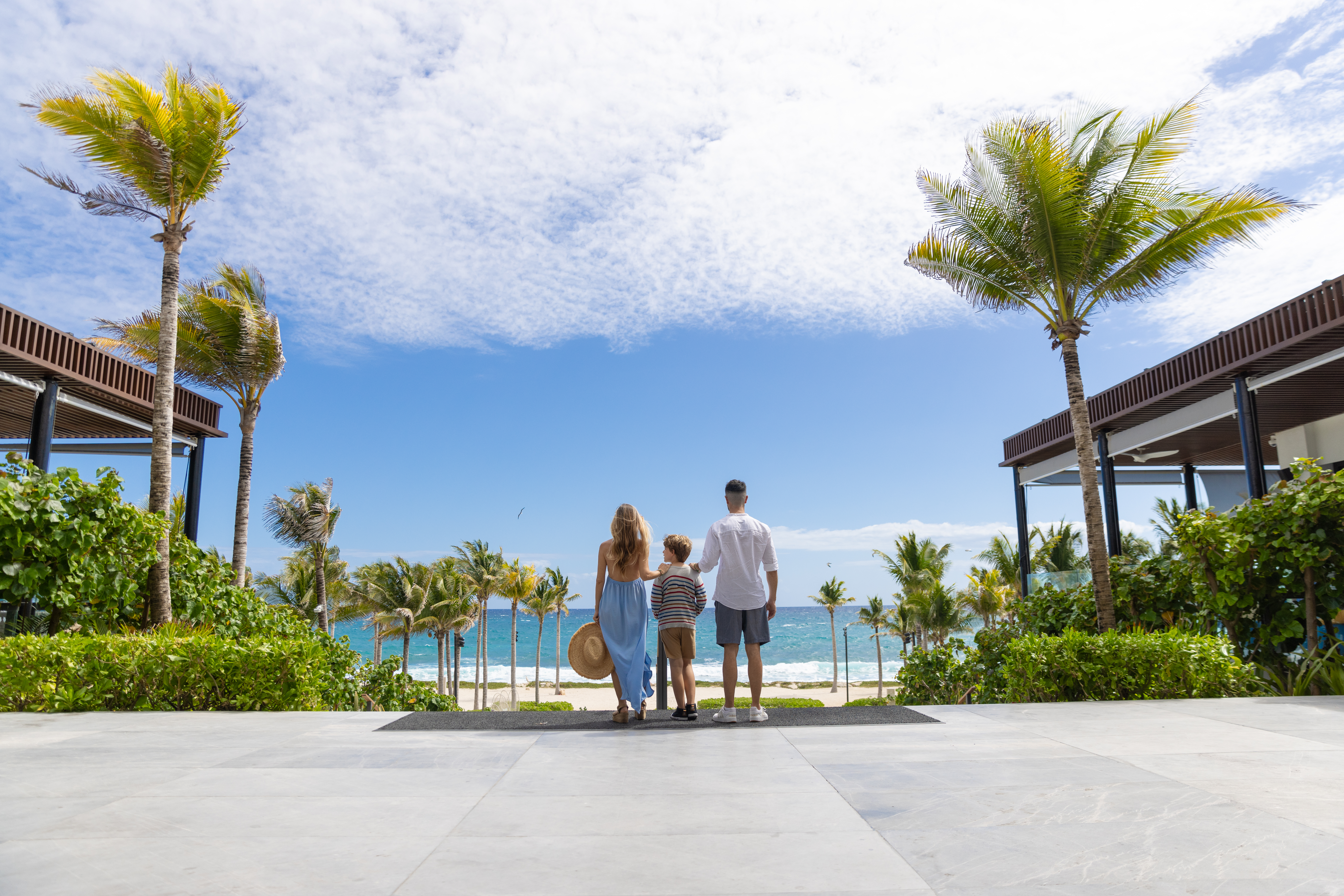 Hilton Tulum Riviera Maya All-Inclusive Resort - Family looking out at the Ocean